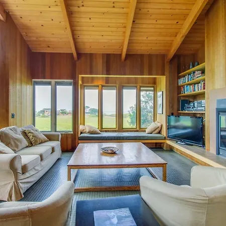 Samson Getaway Villa